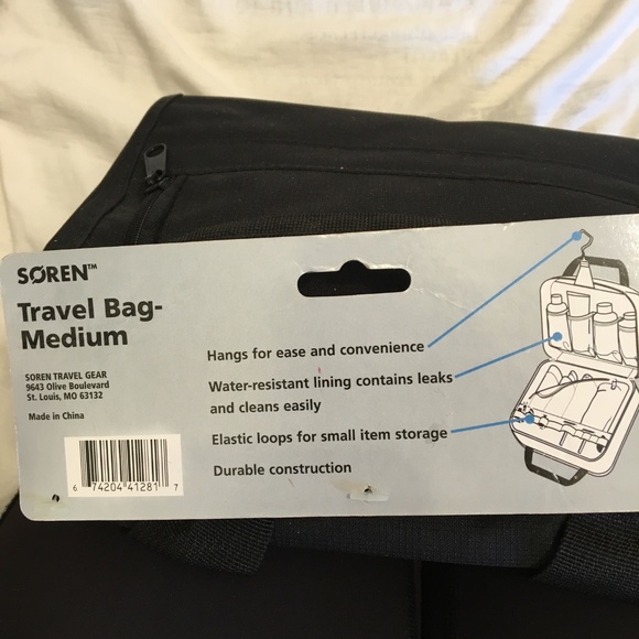 NWT Travel Cosmetics Toiletry Organizer - Picture 2 of 4